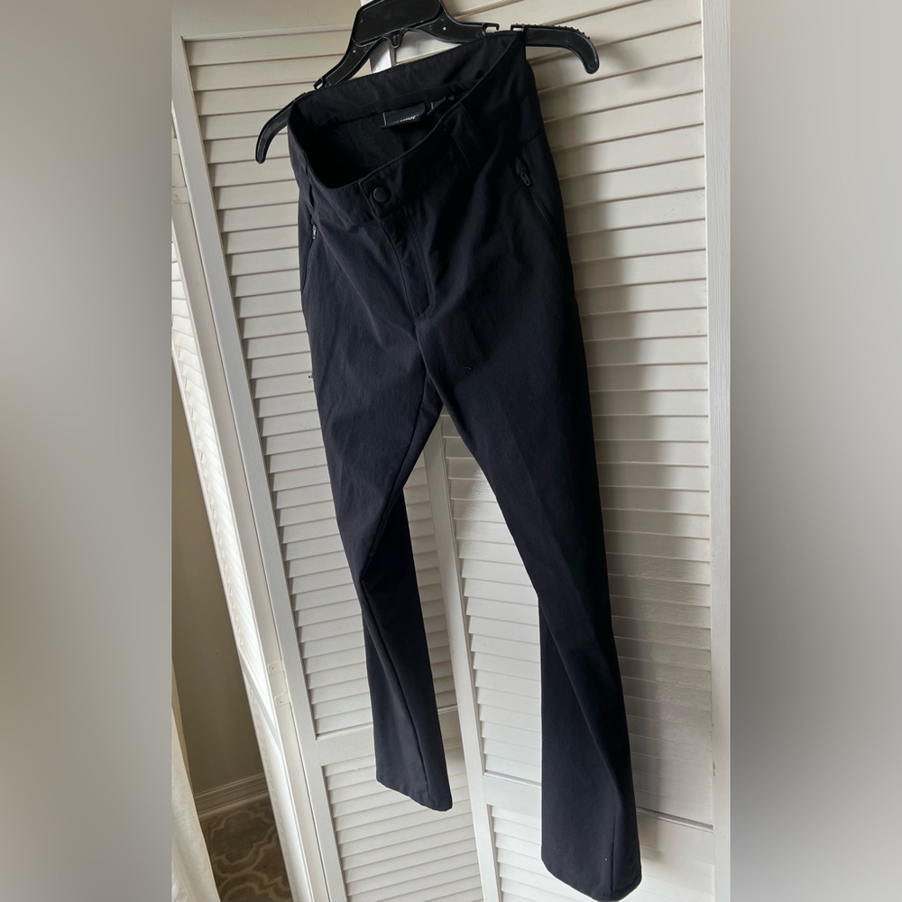 Marmot women’s scree pant with softshell fabric and ankle zipper water repellent